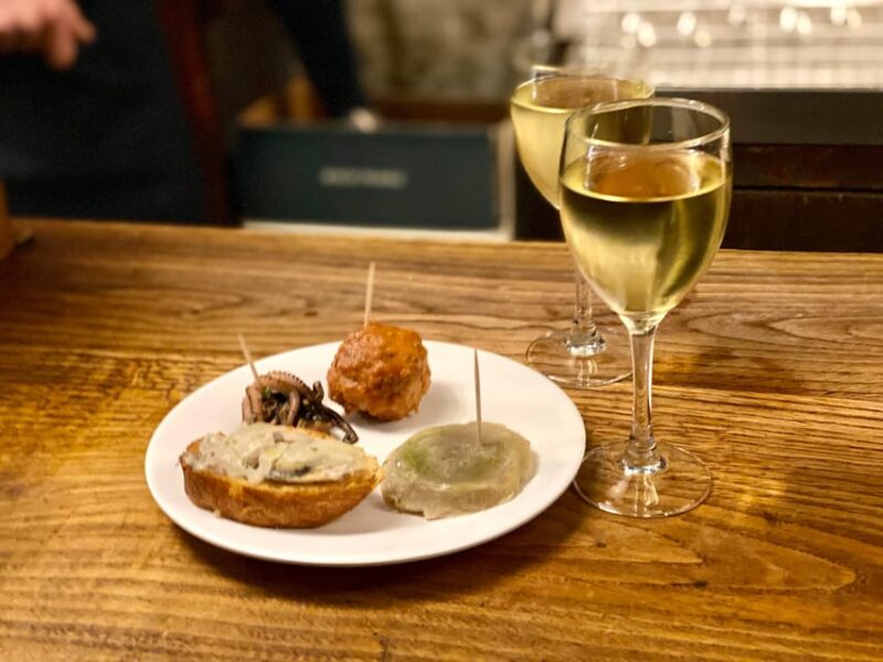 Venice: Rialto Area Street Food Tour and Sightseeing - Key Points