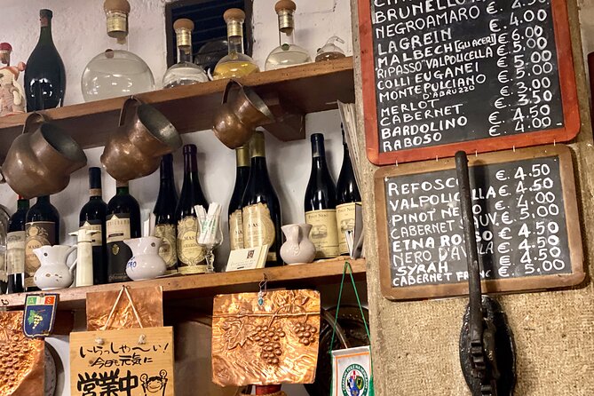 Venice Rialto Market Food Delicacies and Sightseeing Tour with a Native Guide - Food and Wine Delights: Regional Specialties and Tasting Notes