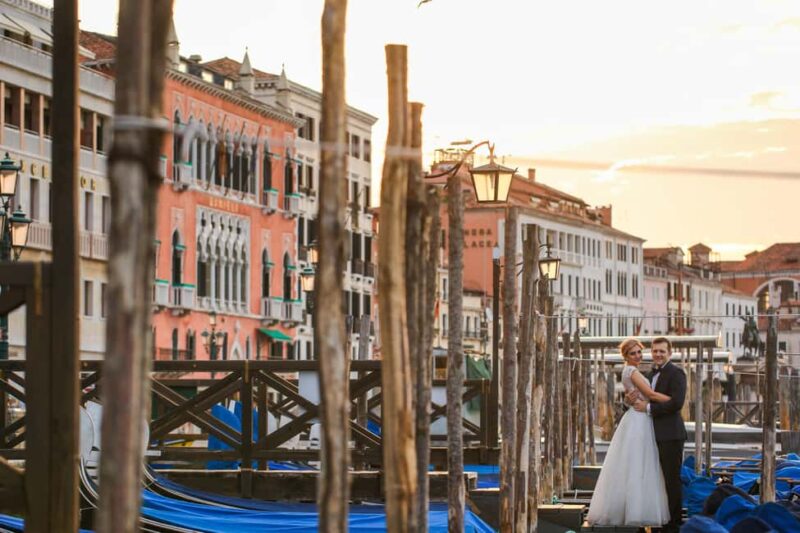 Venice: Romantic Photoshoot for couples - Capturing Venice’s Charm with a Private Photoshoot
