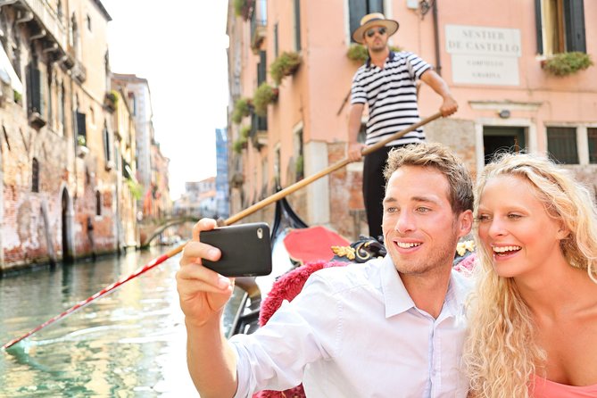 Venice: Romantic Private Gondola Ride on Grand Canal - Reviews and Common Feedback