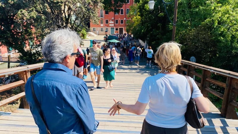 Venice : Secret Venice Walk, Artisan Alleys & Hidden Stories - Explore Venice’s Hidden Corners and Famous Landmarks in 1.5 Hours