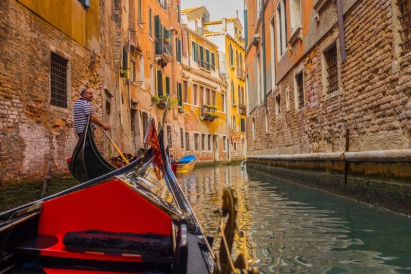 Venice: Shared Gondola Tour - Who Will Appreciate This Gondola Ride Most