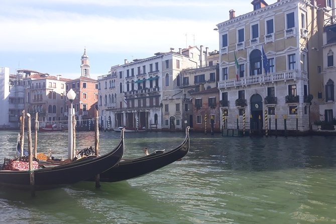 Venice Small Group Tour With Local Guide - The Guide’s Role and Personal Touch