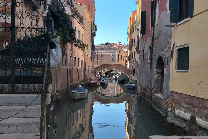 Venice Small Group Walking Tour of Most-Famous Sites &Attractions - Key Points