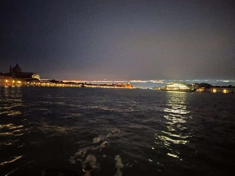 Venice: Speedboat Emy Experiences Tour - The Option to Stop and Savor Local Flavors