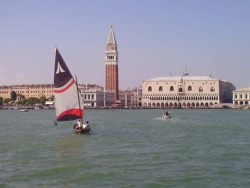 Venice: Speedboat Emy Experiences Tour - Who Will Appreciate This Tour Most