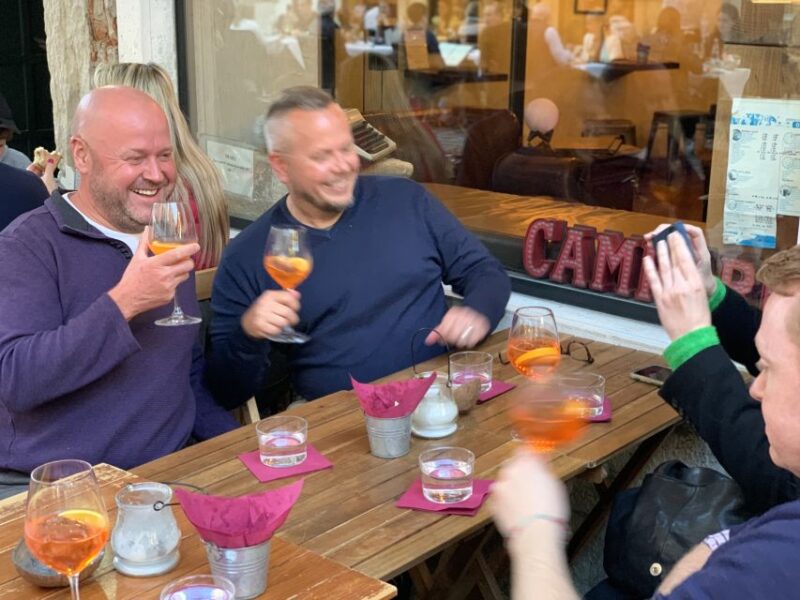 Venice: Spritz Walking Tour with 4 Spritzes and Local Tapas - Ending with a Sweet Surprise: A Sweet Touch