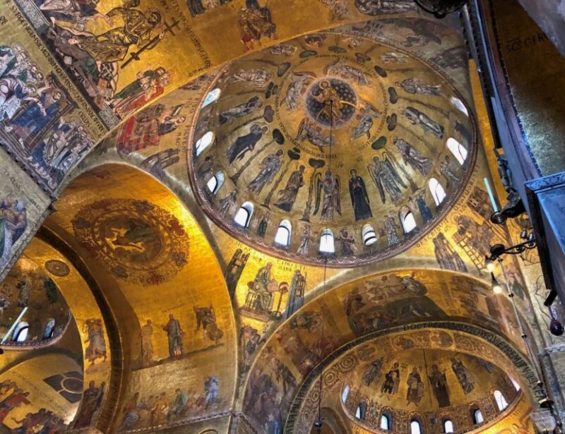 Venice: St. Mark's Basilica Guided Visit & Terrace Access - The Role of the Guides and Tour Flexibility