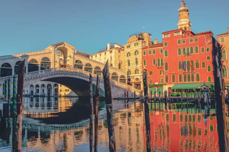 Venice: St. Mark's, Doge's Palace, Rialto, and Gondola Tour - Key Points