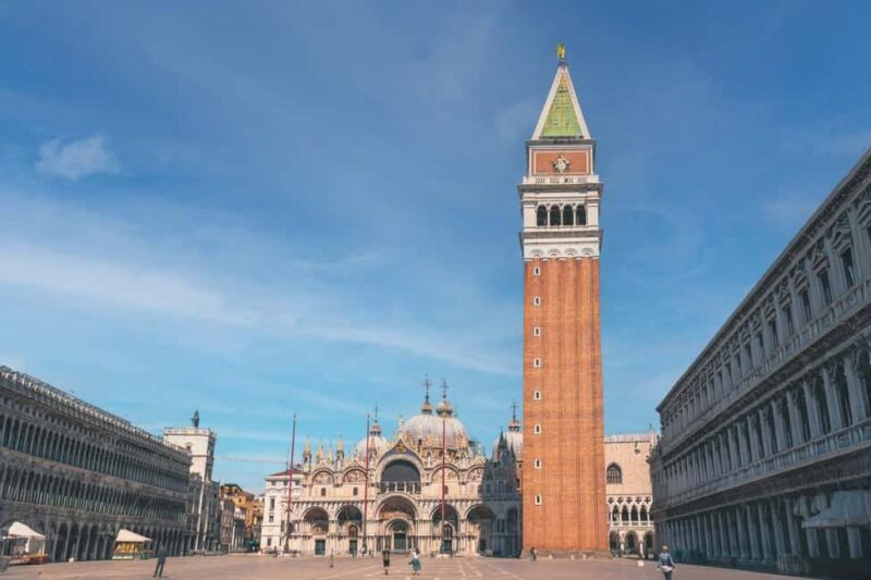 Venice: St. Mark's, Doge's Palace, Rialto, and Gondola Tour - Unique Highlights of the Doge’s Palace Tour