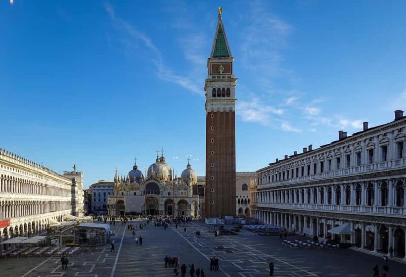 Venice: St. Marks Glass Factory Tour & Gondola Experience - Self-Guided Exploration of St. Mark’s Square with an Expert Audio Guide