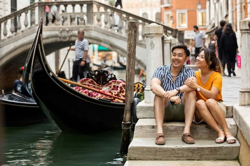Venice: St Mark's Square and Canals Photoshoot - Capture Memorable Photos in Venice with a Professional Photographer