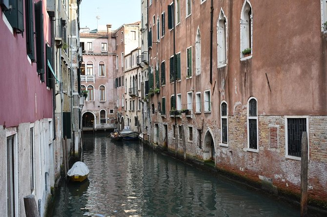 Venice Street Food and Sightseeing Small Group Tour with a Native Guide - Practical Details and Accessibility