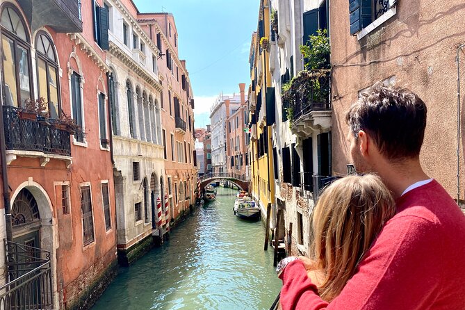 Venice Street Food Tour with Local Guide with Local Food Market Visit - Visiting Key Landmarks Along the Route
