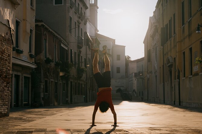 Venice Sunrise 1h Running Tour - The Guide: Knowledgeable and Passionate About Venice