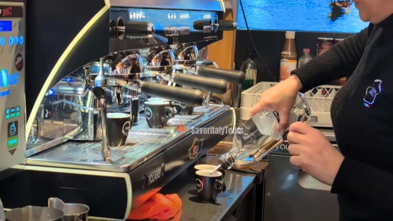 Venice: Sunset Walking Tour with Food and Wine Tastings - Sunset Views and the Venice Atmosphere