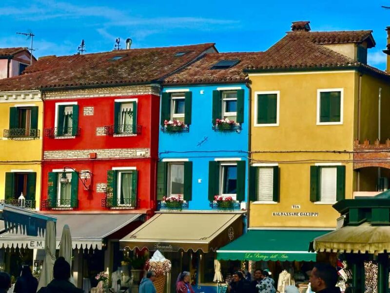 Venice: Take a boat tour and check out Murano Glass and Burano Lace - Practical Details: Meeting Point and Group Options