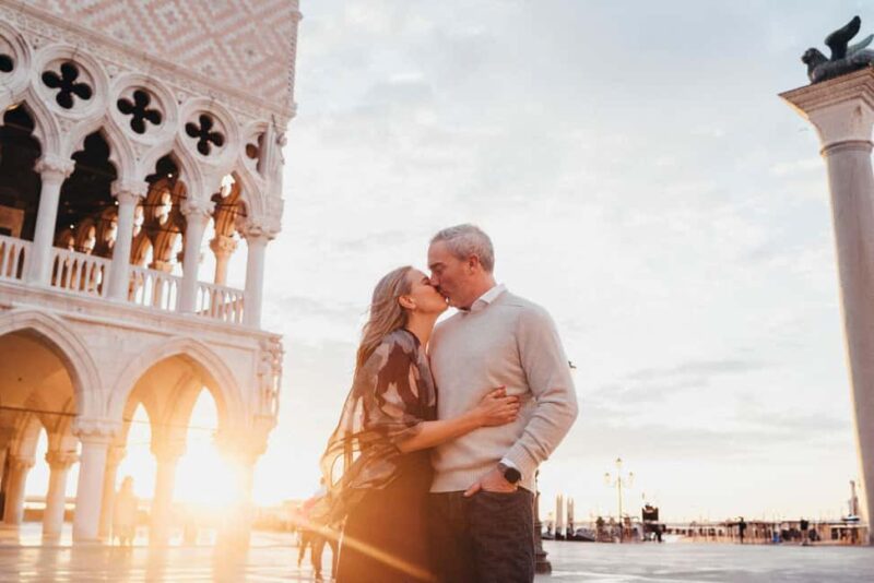 Venice: the best couples photoshooting - The Advantage of Early Morning Photos and How It Enhances Your Shots