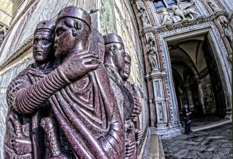 Venice: the Doge's Palace and the Museum of Venetian History - Inside the Heart of St. Mark’s Square: Meeting Point and Access