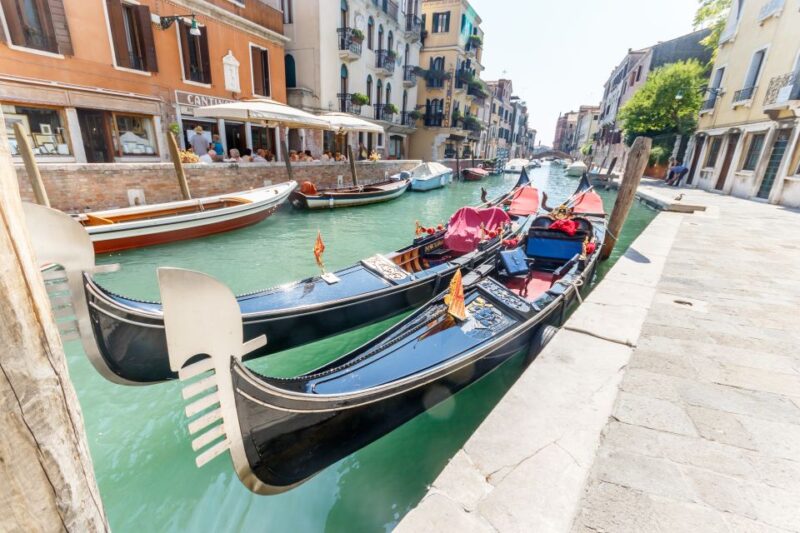 Venice: Traditional Shared Gondola Ride - The Experience: Exploring Venice’s Canals from the Water