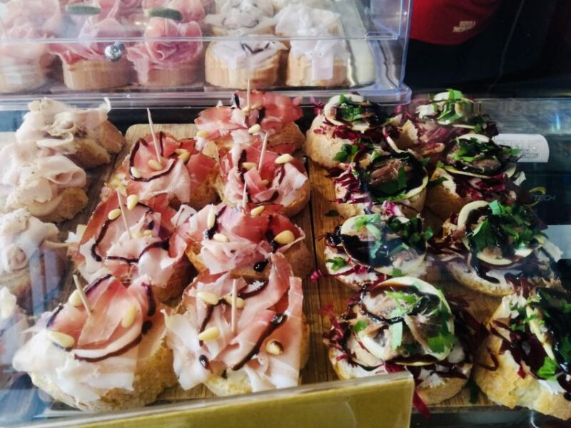 Venice: Venetian Style Carnival Pub Crawl - Limitations and Areas for Improvement