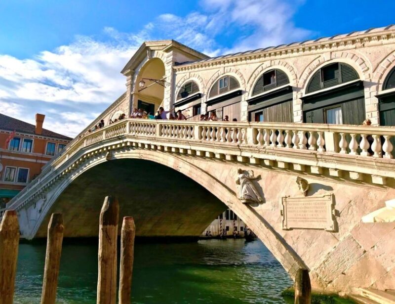 Venice Walking Tour and Gondola Ride Combo - The Charm of Small Canals and Majestic Palaces