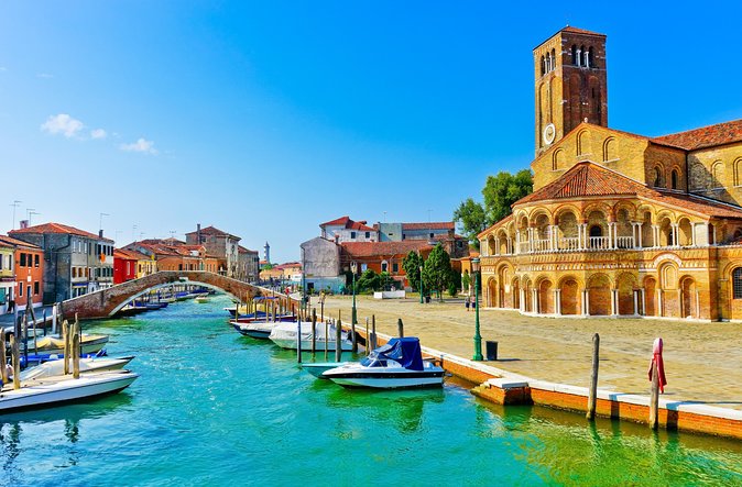 Venices Colorful Islands: Private Murano, Burano & Torcello Tour - Burano: Colorful Houses and Lace-Making Legacy