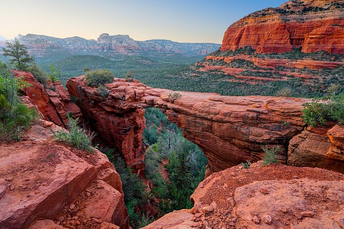 Verde Valley Wineries and Sedona Red Rocks Private Day Tour - Key Points