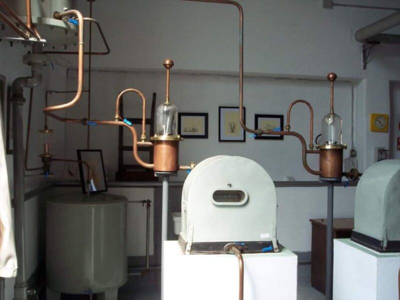 Vermouth and Spirits Tasting in a Distillery near Turin - What Happens During the Guided Tour