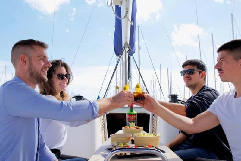 Vermouth on Catamaran: A Gastronomic Experience in Barcelona - The Scenic 15-Minute Sail to La Barceloneta