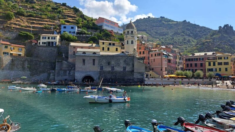 Vernazza: Cinque Terre Cruise with Sunset Aperetif Option - Key Points