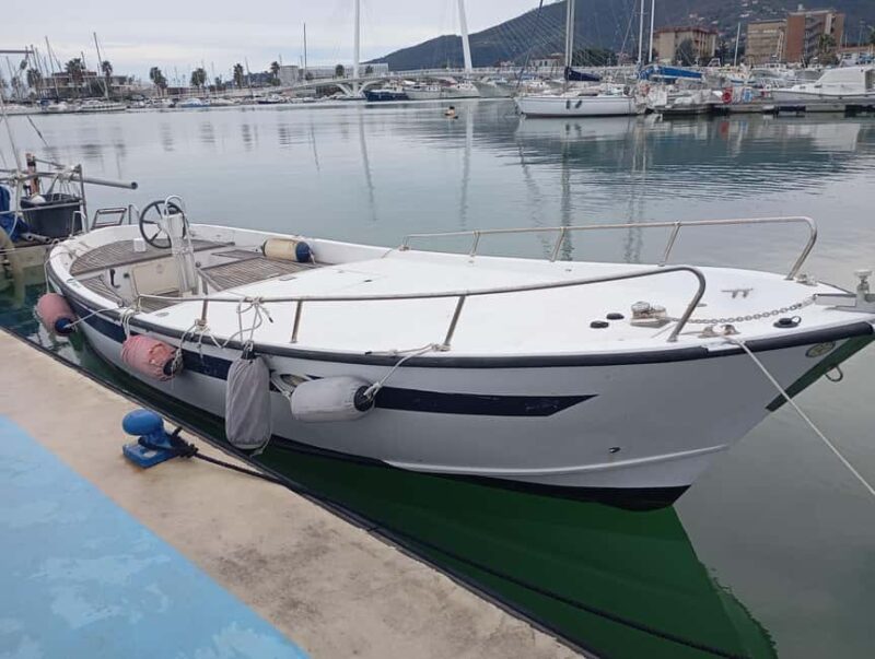 Vernazza: Cinque Terre Cruise with Sunset Aperetif Option - Practical Details: Meeting Point, Group Size, and Flexibility