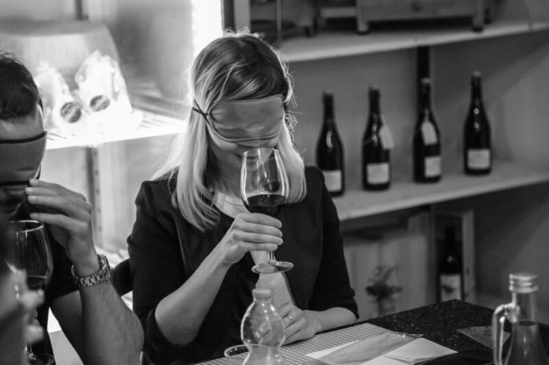 Verona: Blindfolded Wine Tasting - How the Blindfolded Tasting Works