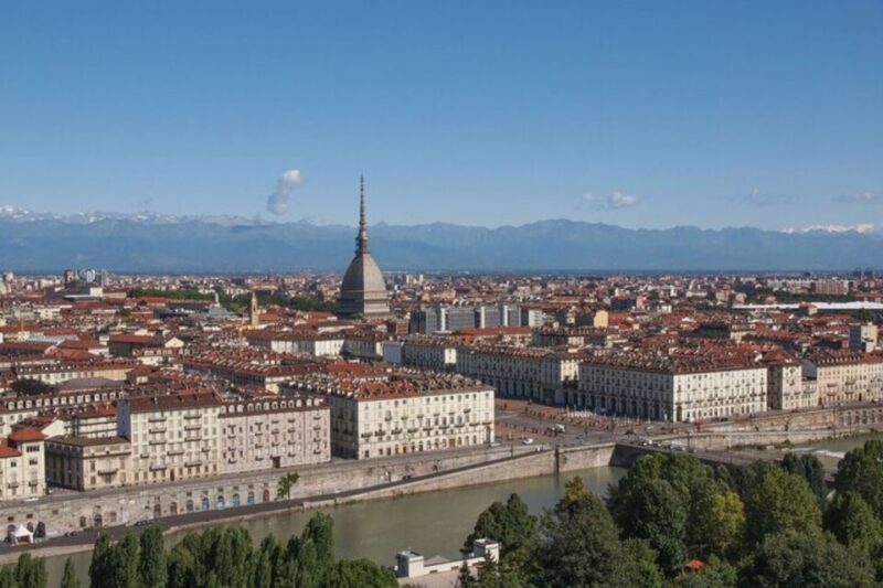 Verona: Custom Private Tour with a Local Guide - Personalized Verona Experience with a Local Guide for Just $51.24