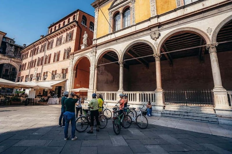Verona e-bike tour: city center and panoramic views - Climbing to Castel San Pietro for Stunning Views