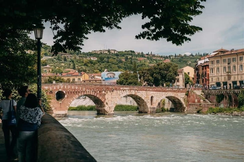 Verona e-bike tour: city center and panoramic views - Exploring Verona’s Riverside and Medieval Neighborhoods