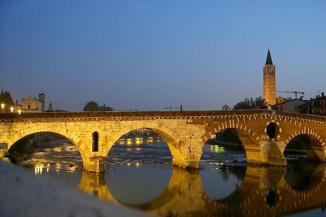 Verona & Lake Garda with boat ride. Full day tour from Milan - Exploring Verona’s Historic Center and Landmarks