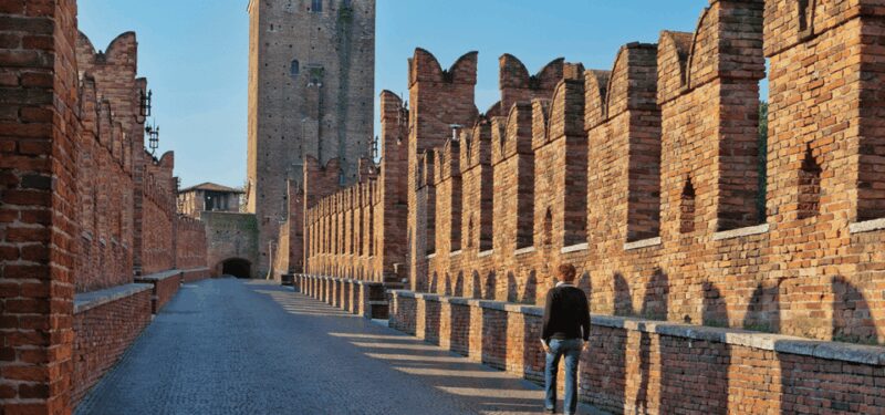 Verona Self Guided Walking Tour with an APP - Exploring Veronas Most Famous Landmark: The Roman Arena