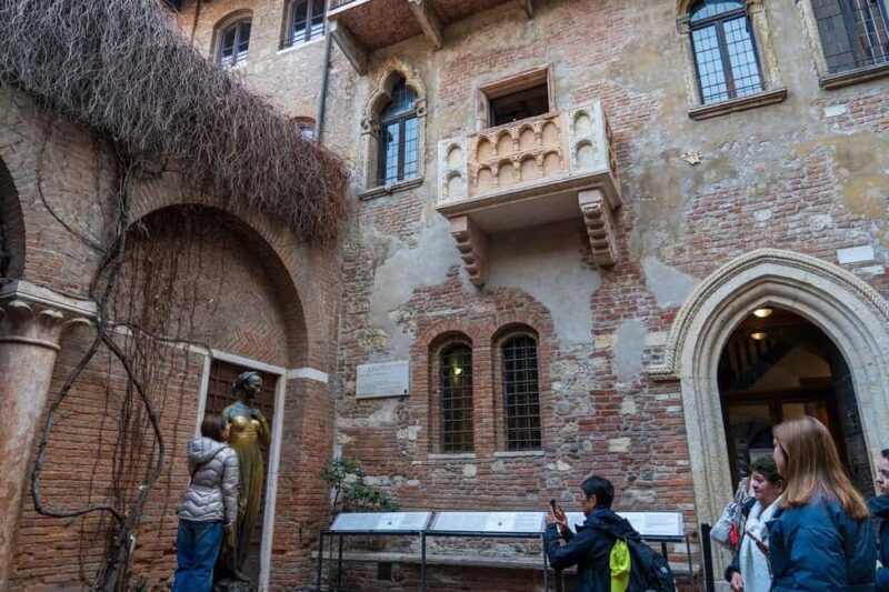 Verona: Small Group Guided Walking Tour with Arena Tickets - Key Points