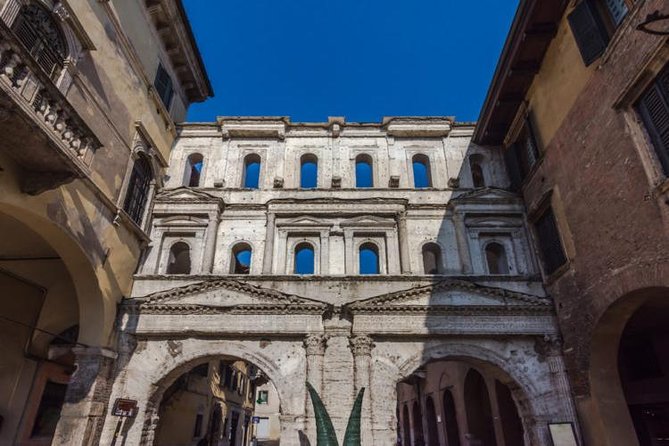 Verona Small Group Walking Tour - Explore Verona’s Iconic Landmarks in a Small Group Setting