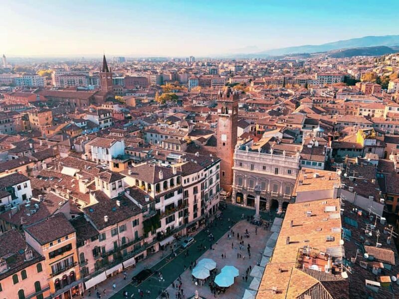 Verona Small-Group Walking Tour: Top Sights & Hidden Gems - Basilica di Santa Anastasia and Piazza Duomo