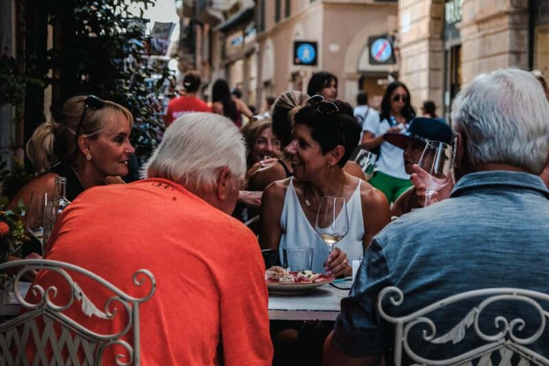 Verona: Urban Orienteering Experience with Local Guide - Verona: Urban Orienteering Experience with a Local Guide