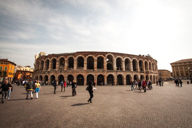 Verona: Welcome Private Tour w/ a Local - Flexibility with Departure Times and Tour Lengths