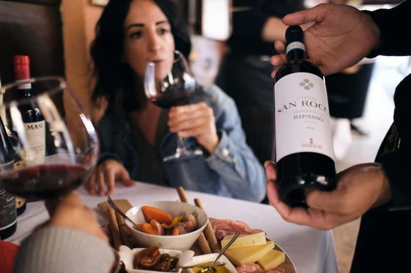 Verona: Wine Tasting Workshop near Juliet's Balcony - Knowledgeable Guides and Engaging Hosting Style