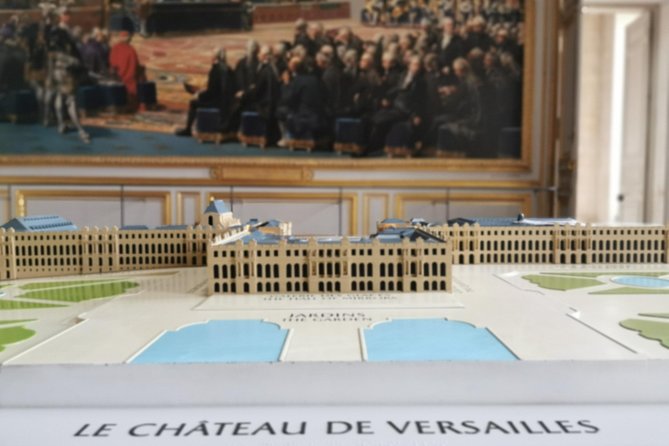 Versailles and Chartres Private Day Tour from Paris - Seamless Logistics with Hotel Pickup and Drop-off