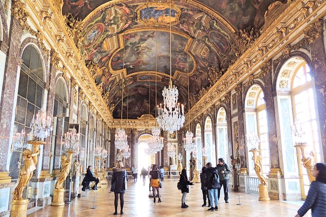 Versailles and the Louvre Tour with Skip-the-Line Access - Food and Lunch Arrangements