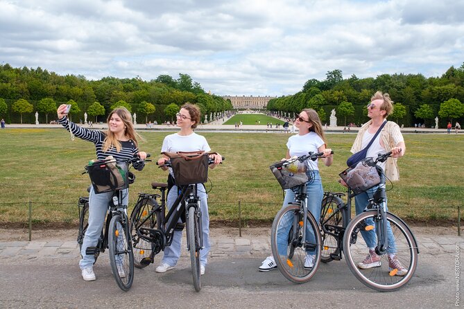 Versailles: Bike Rental, Different Sizes - Discover Versailles with Flexible Bike Rental Options