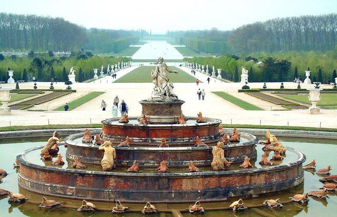 Versailles Domain Small-Group Guided Tour from Paris - Key Points