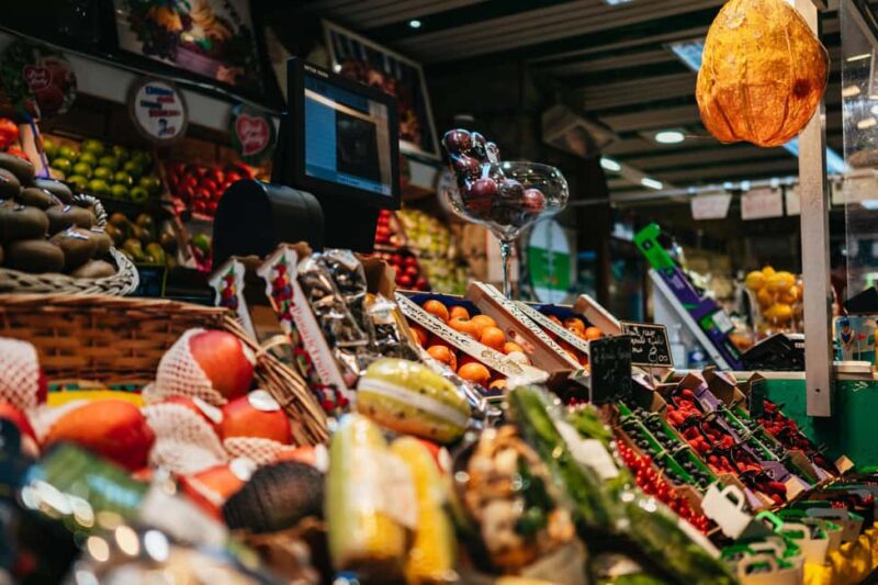 Versailles: Farmers Market Food Tour by a Culinary School - Visiting the Notre-Dame Market for Authentic Local Flavors