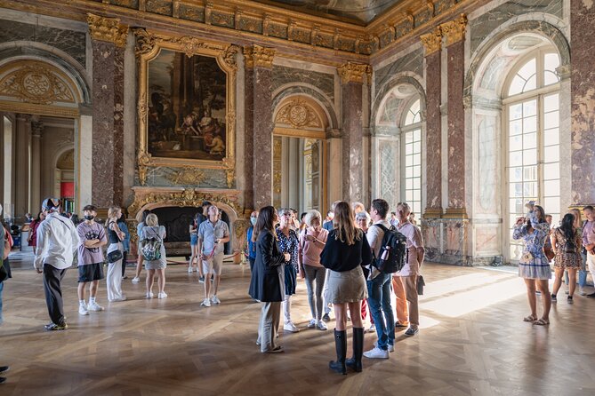 Versailles Full-Day Tour with the Estate of Marie-Antoinette - Start at the Heart of Paris with Guided Train Travel